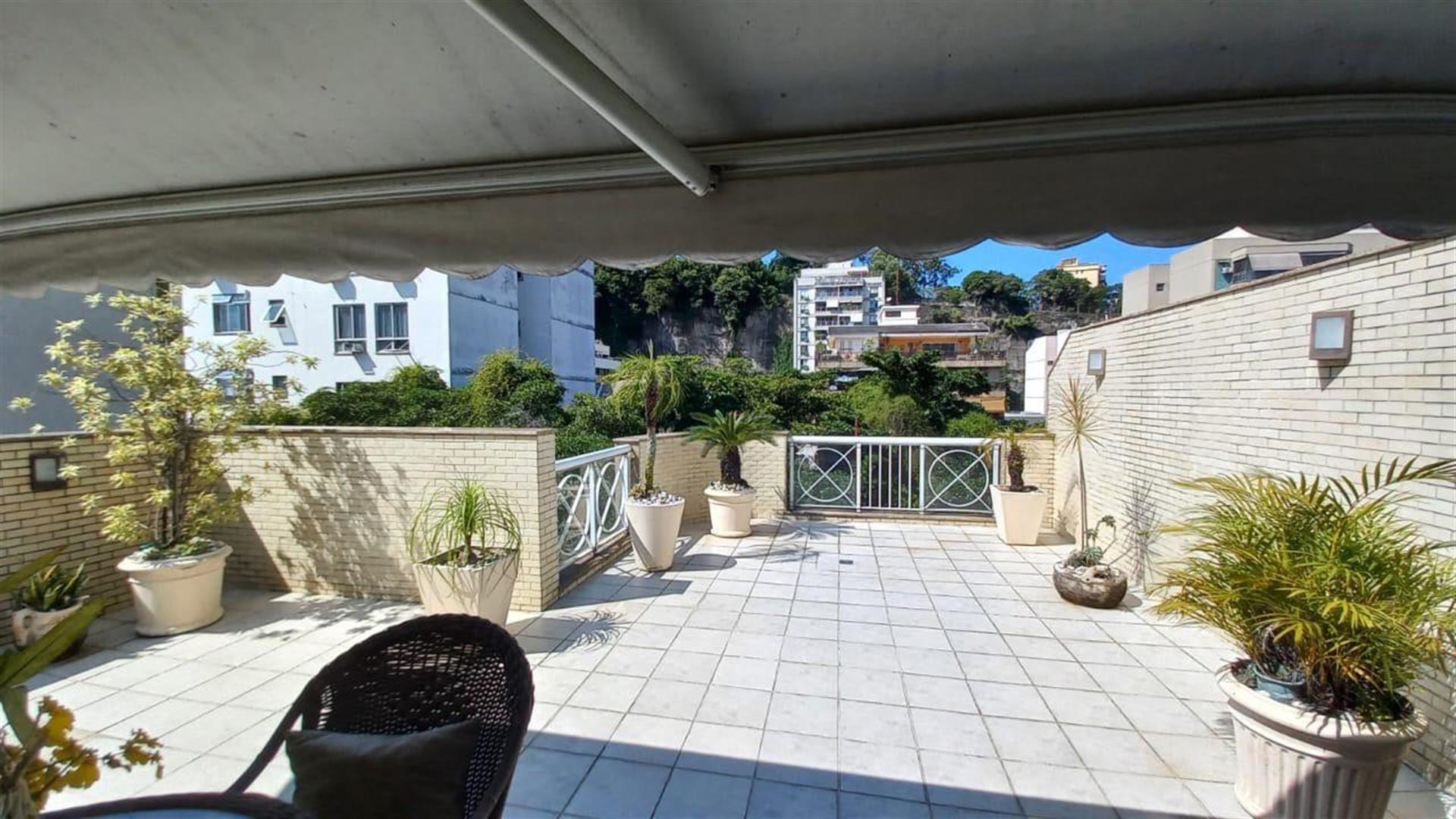 Cobertura Duplex Exclusiva na Rua Paissandu – Conforto, Espaço e Localização Privilegiada