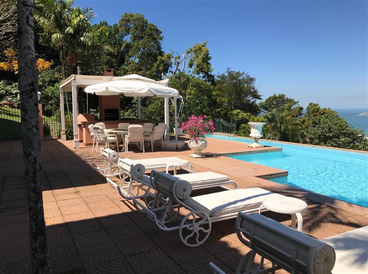 MANSÃO EXCLUSIVA NA GÁVEA COM VISTA DESLUMBRANTE PARA O MAR