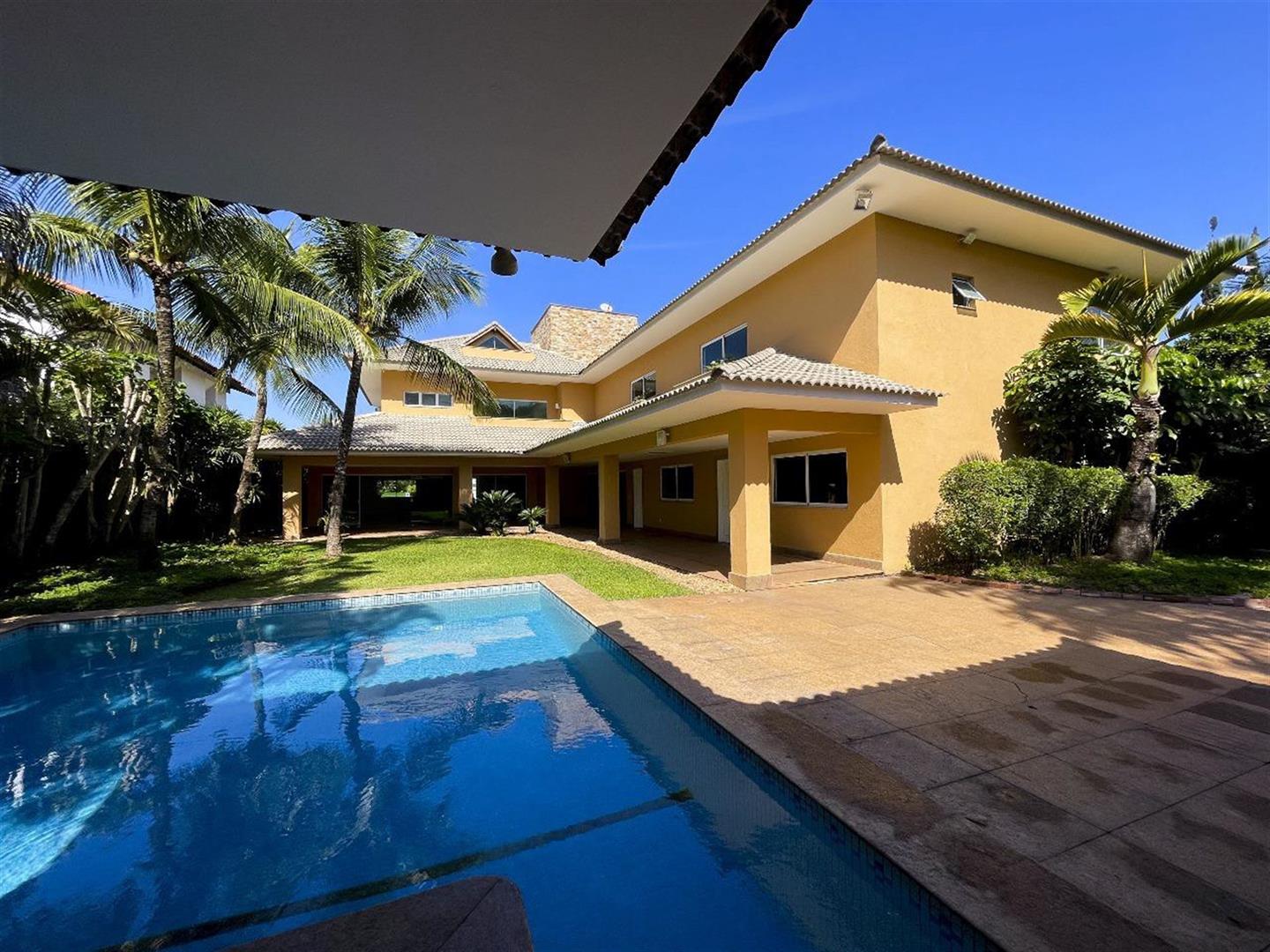 Casa de Alto Padrão à Venda – Exclusividade, Conforto e Sofisticação