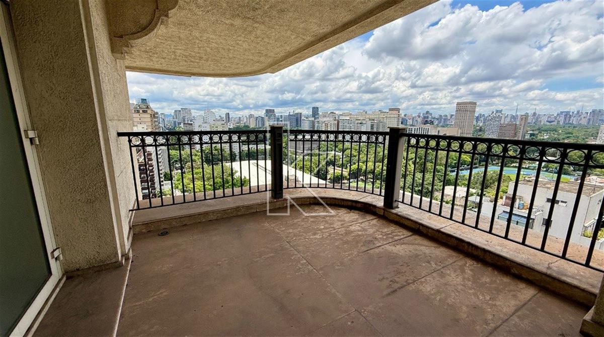 Duplex exclusivo de 675 m² no Jardim Europa | Lindenberg Tucumã